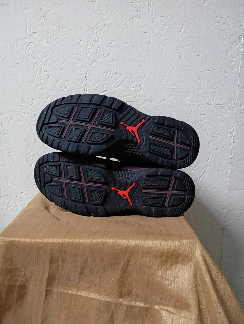 Men's Nike air Jordan future waterproof night maroon boots 10.5
